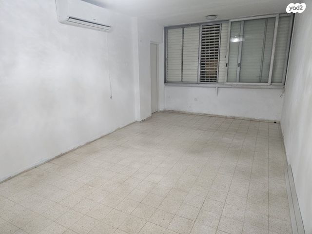 דירה, ד"ר סטופ 15, נתניה