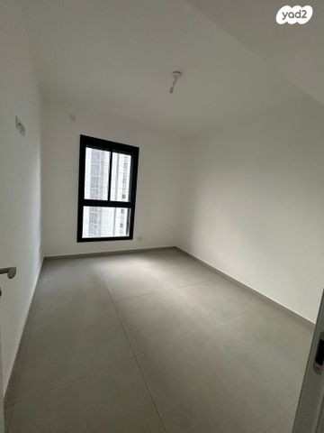 דירה, נוף הטיילת, נתניה