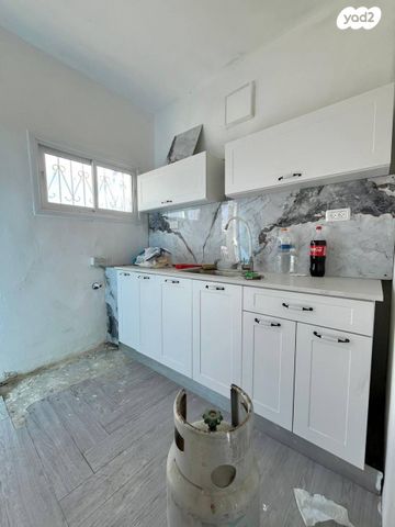 טרומפלדור 8