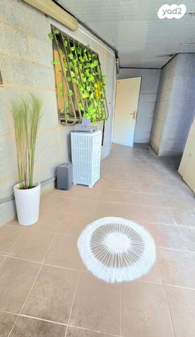 דירת גן, בת ים