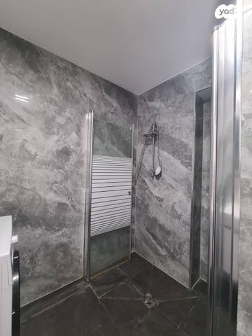 דירה, דוד רזיאל 69, תל עמל, חיפה