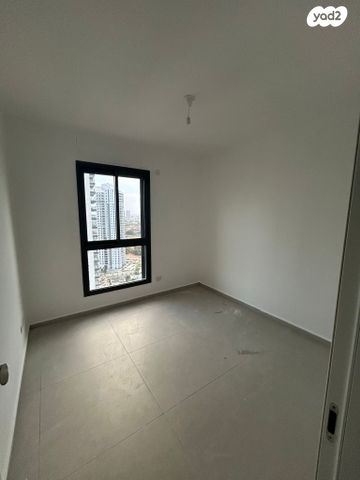 דירה, נוף הטיילת, נתניה