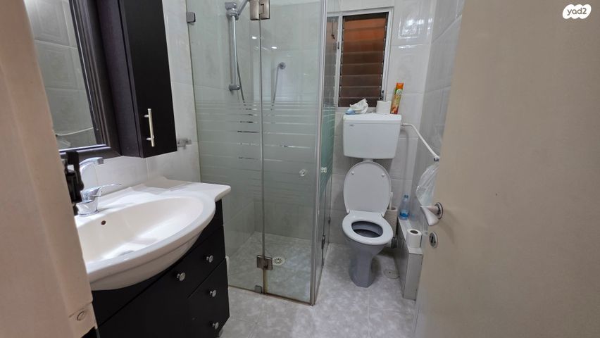 דירת גן, הסביונים 2, רובע א', אריאל