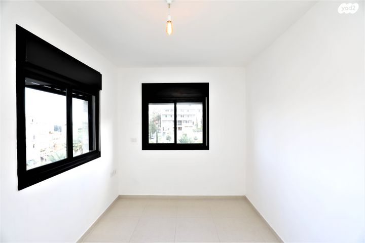 דירה, עומר אל חטאב 4, העיר התחתית, ואדי סאליב, חיפה