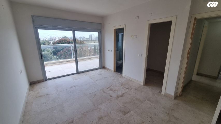 דירה, הרצליה ב', הרצליה