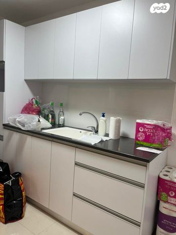 דירה, אלי כהן, נהריה