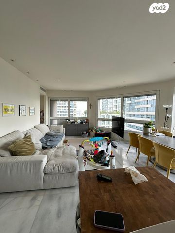 צמרות איילון, פארק צמרת