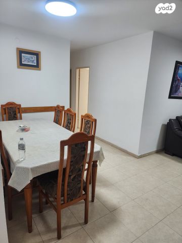 דרך יד לבנים 198