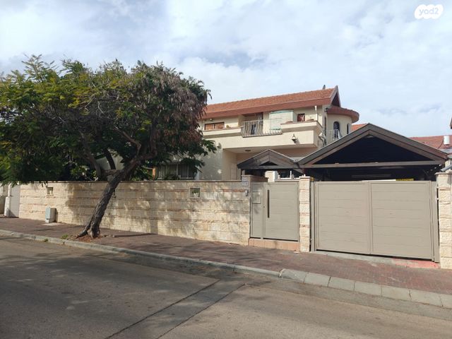 נווה אילן - צבאי