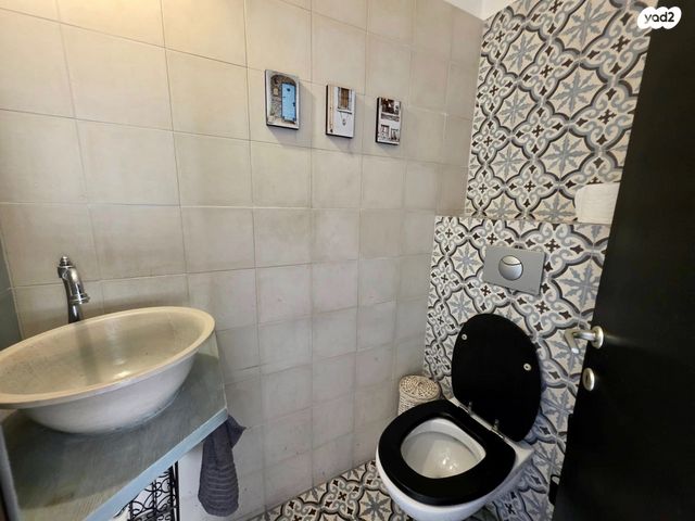 דירת גן, חזקיהו המלך, קטמון הישנה, ירושלים