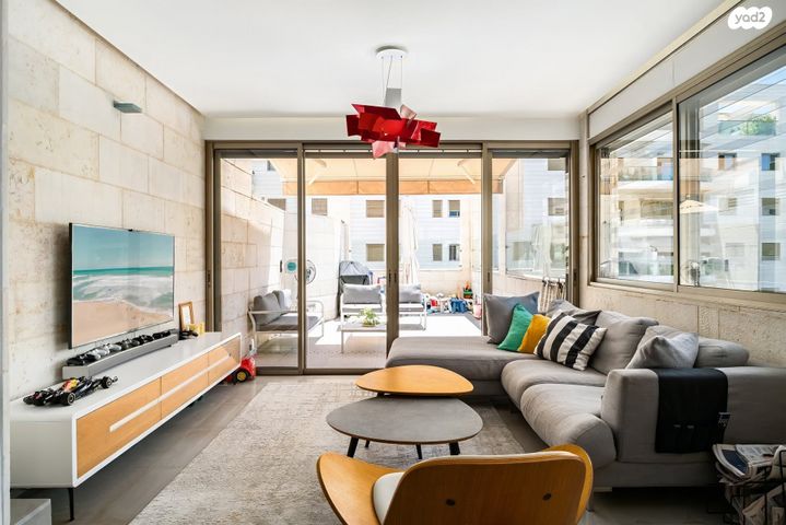 דירה, משה פרלוק, הגוש הגדול, רמת אביב החדשה, נופי ים, תל אביב יפו