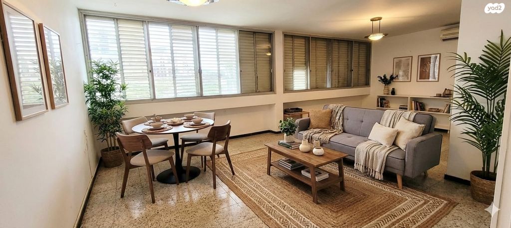 דירה, שדרות חיים וייצמן, נתניה