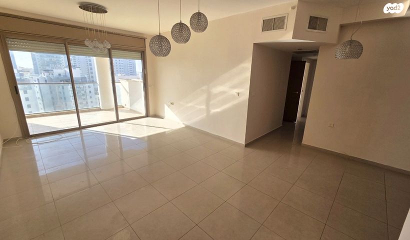 דירה, כרמל, אחוזת הנשיא, רחובות