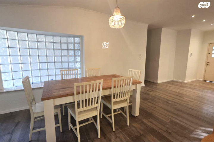 בית פרטי/ קוטג', סביון