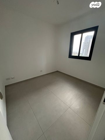 דירה, אמנון ליפקין שחק 3, נתניה