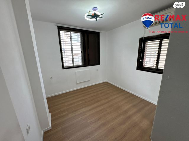 דירה, הרב קפאח 3, גרין ועם, חולון