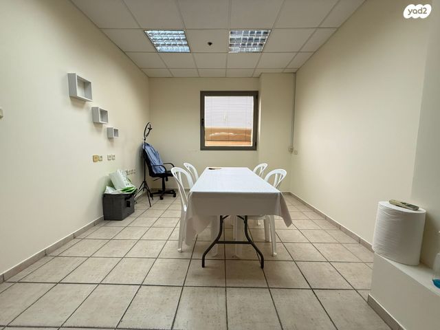 משרדים, דרך בר יהודה 52, אזור תעשיה, נשר