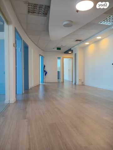 משרדים, ראול ולנברג, עתידים, אזור התעסוקה רמת החייל, תל אביב יפו