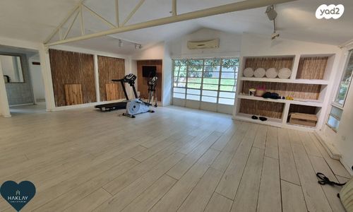 בית יצחק שער חפר