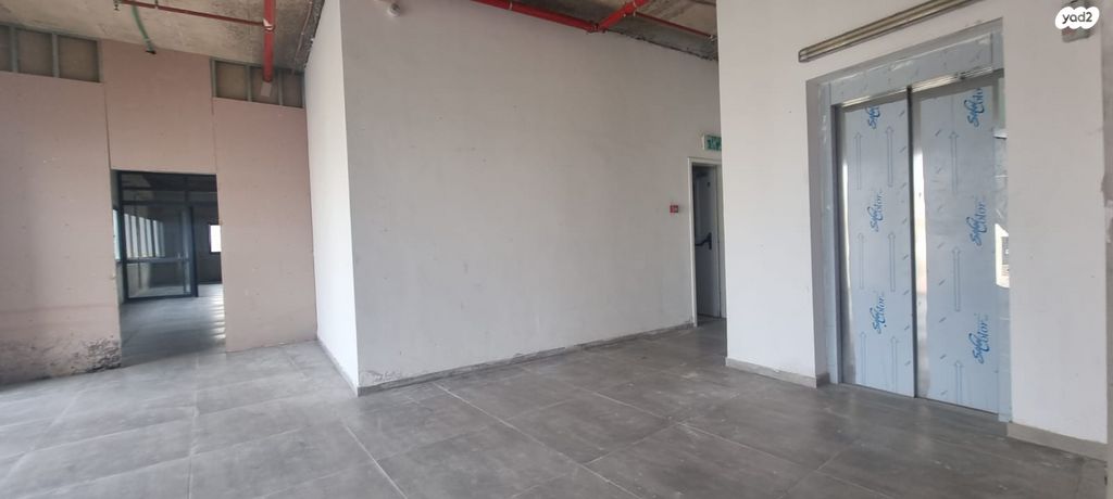 משרדים, אור עקיבא