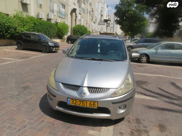 מיצובישי גרנדיס