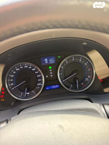 מודעת רכב לקסוס IS