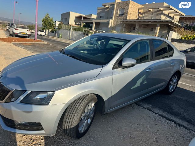 סקודה אוקטביה