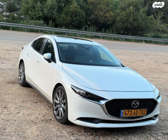 מודעת רכב מאזדה 3