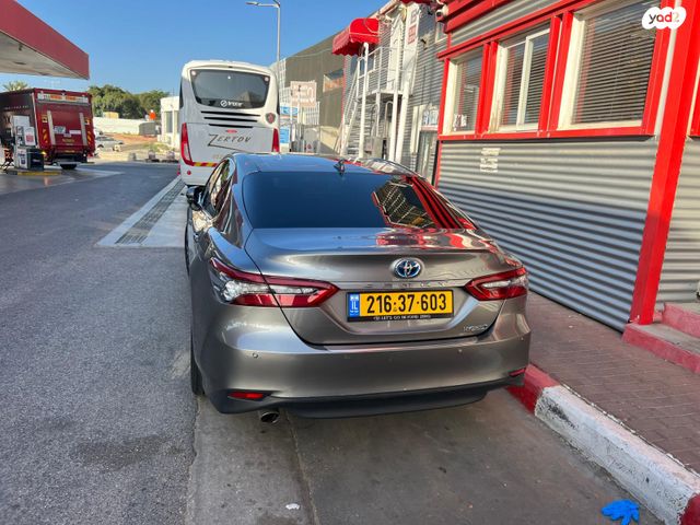 מודעת רכב טויוטה קאמרי