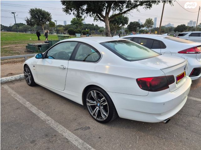 מודעת רכב ב מ וו סדרה 3