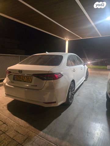 טויוטה קורולה