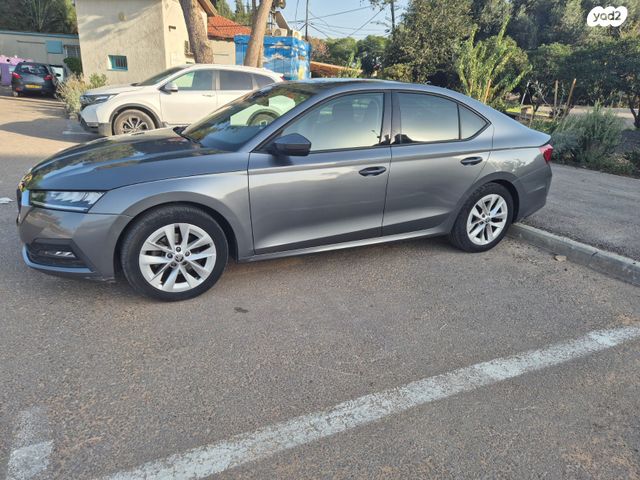 סקודה אוקטביה