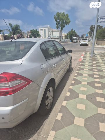 מודעת רכב רנו מגאן