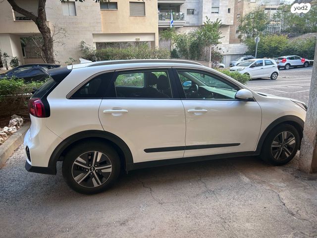מודעת רכב קיה נירו