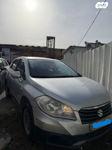 מודעת רכב סוזוקי קרוסאובר