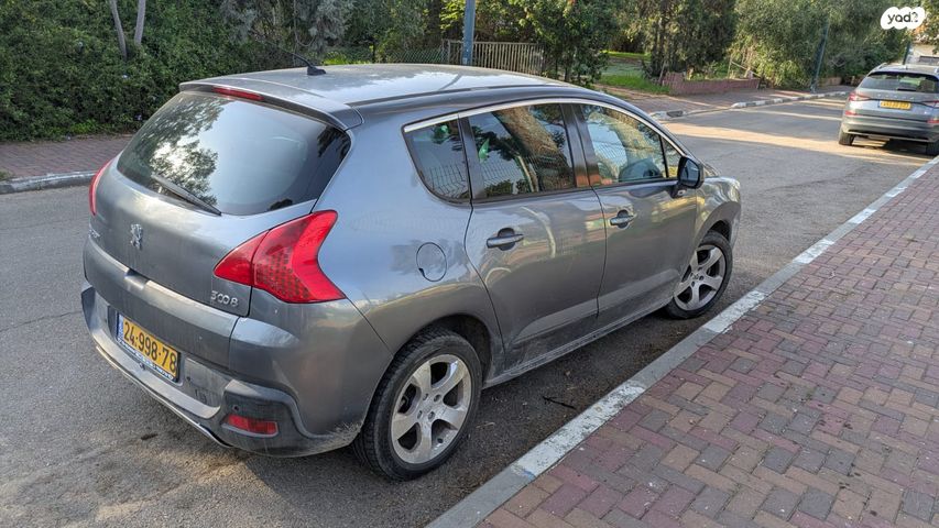 פיג'ו 3008