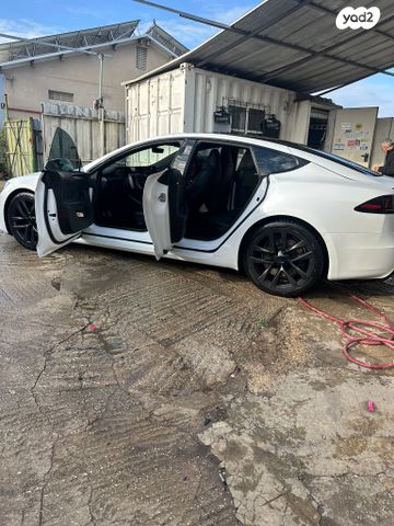 מודעת רכב טסלה מודל S