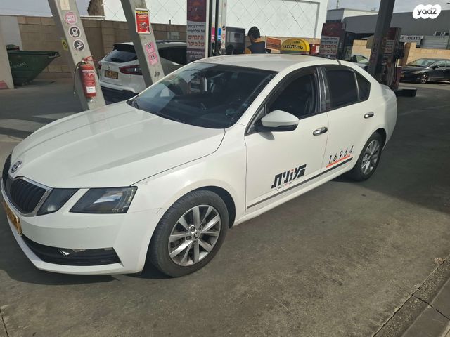 סקודה אוקטביה