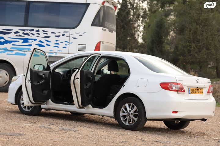 טויוטה קורולה