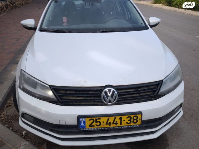 מודעת רכב פולקסווגן ג'טה