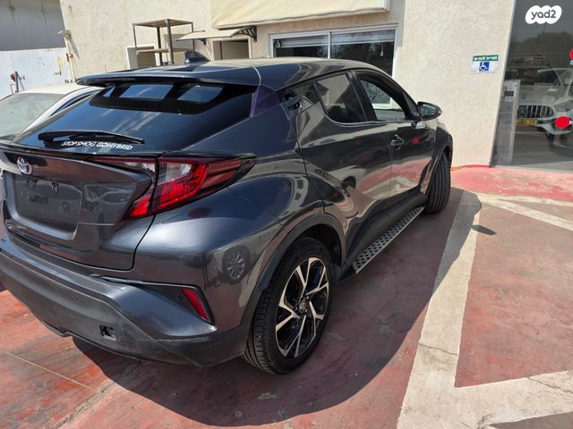 טויוטה C-HR