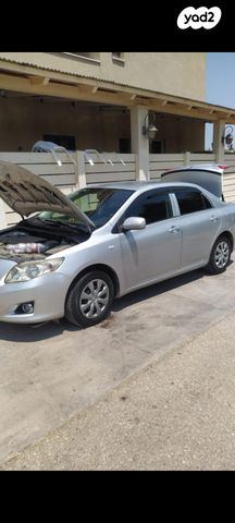 טויוטה קורולה