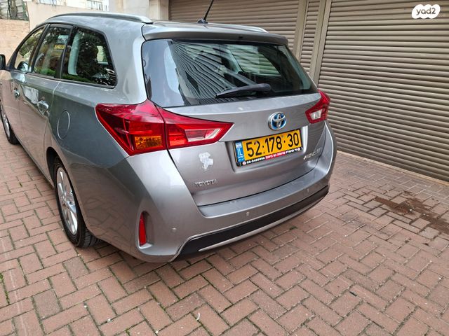 טויוטה אוריס