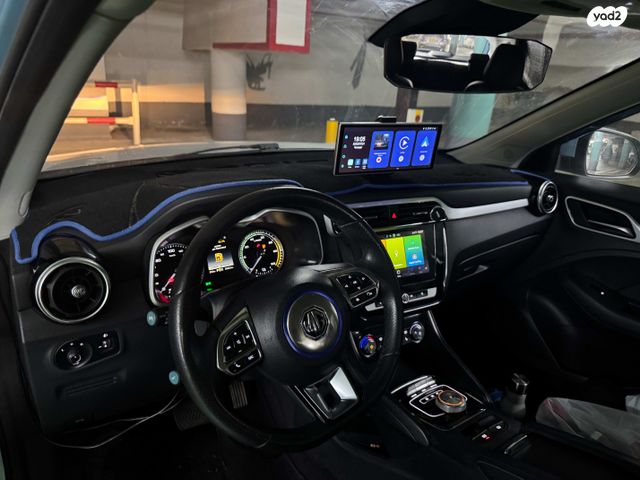 מודעת רכב אם ג'י ZS