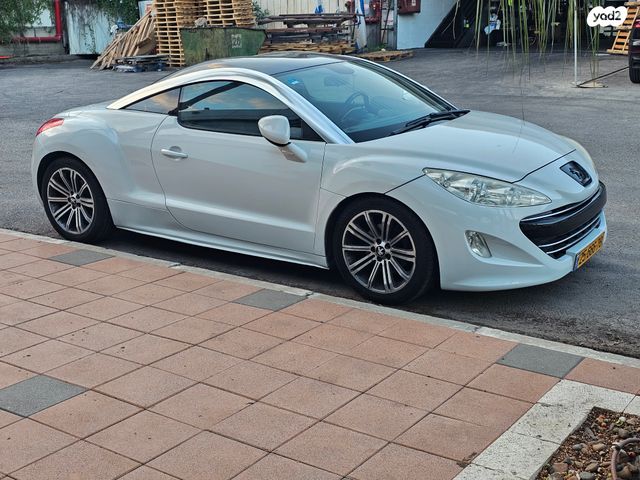 פיג'ו RCZ