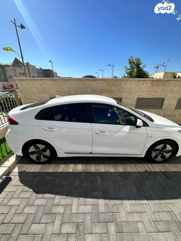 יונדאי איוניק