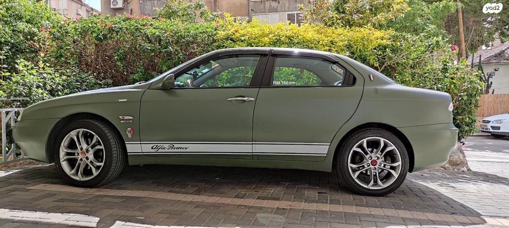 אלפא רומיאו 156