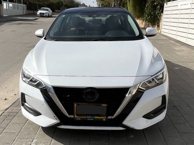 ניסאן סנטרה