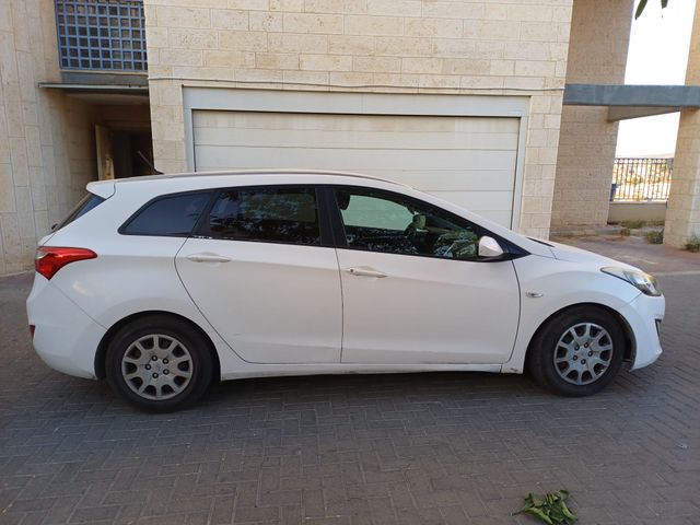 מודעת רכב יונדאי i30