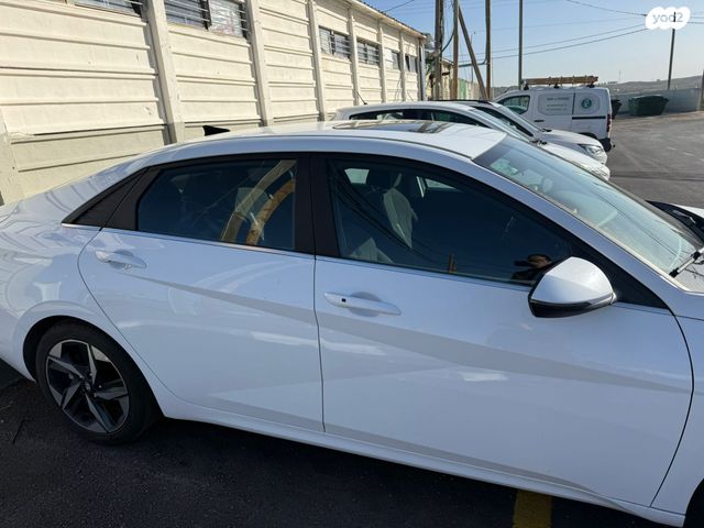 יונדאי אלנטרה